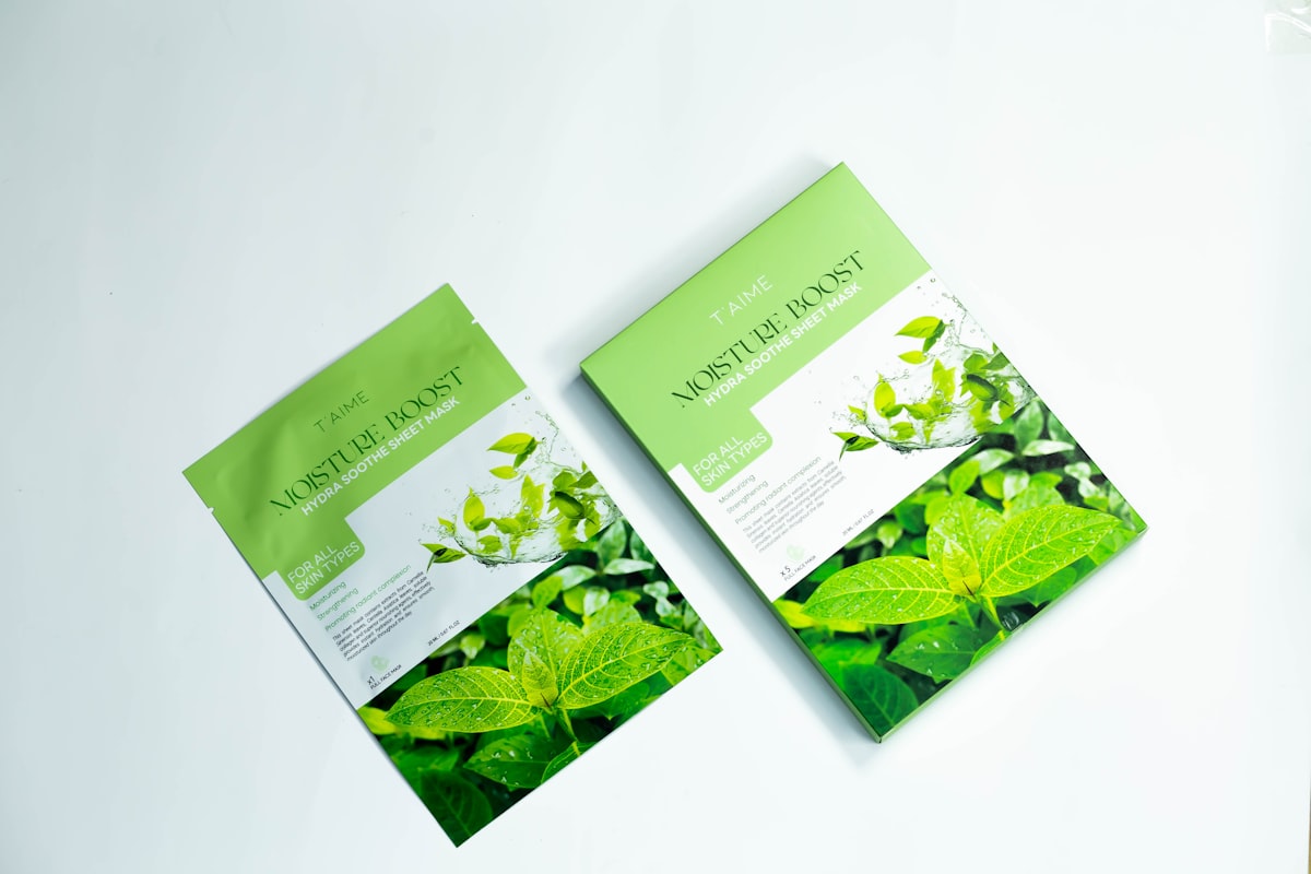 Rutina de cuidado facial con ingredientes naturales y orgánicos